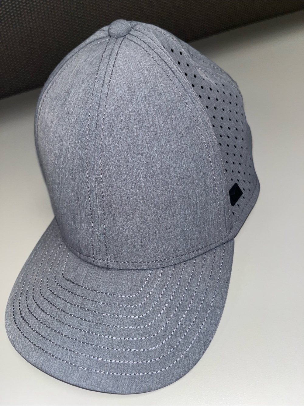 Melin’s Hydro Men's Grey Performance Perforated Baseball Cap size XL